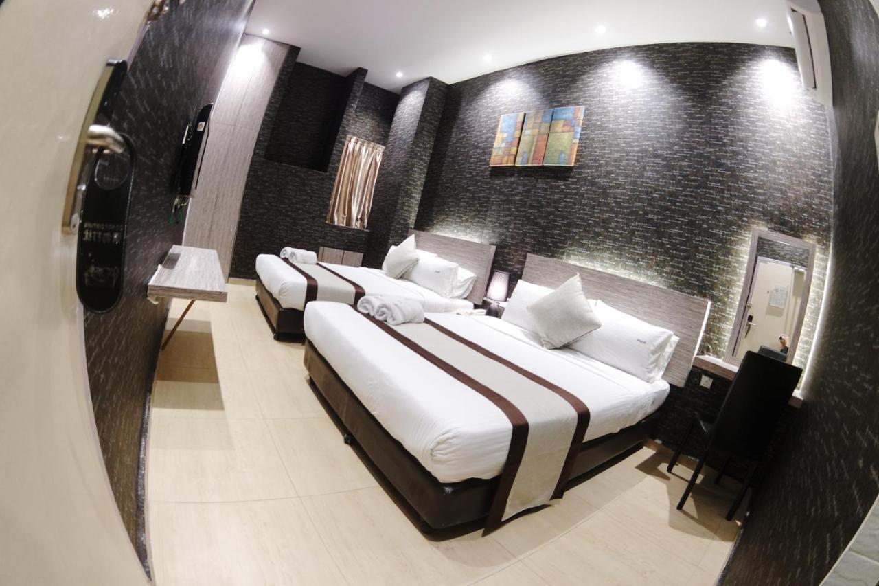 Here Hotel Skudai Ngoại thất bức ảnh